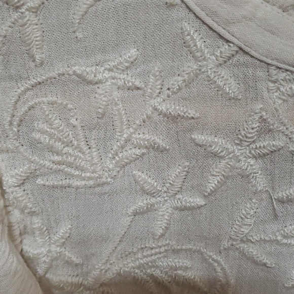 a.n.a, sleeveless top - Picture 2 of 6